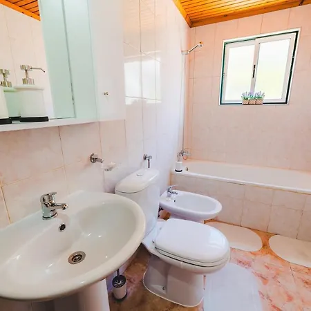 Genuino House * Horta (Azores)