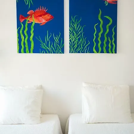 Genuino House Homestay Horta (Azores)